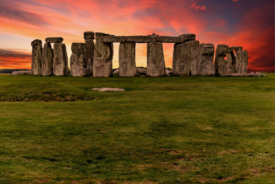 Novo Stonehenge? cientistas descobrem estrutura de 4 mil anos