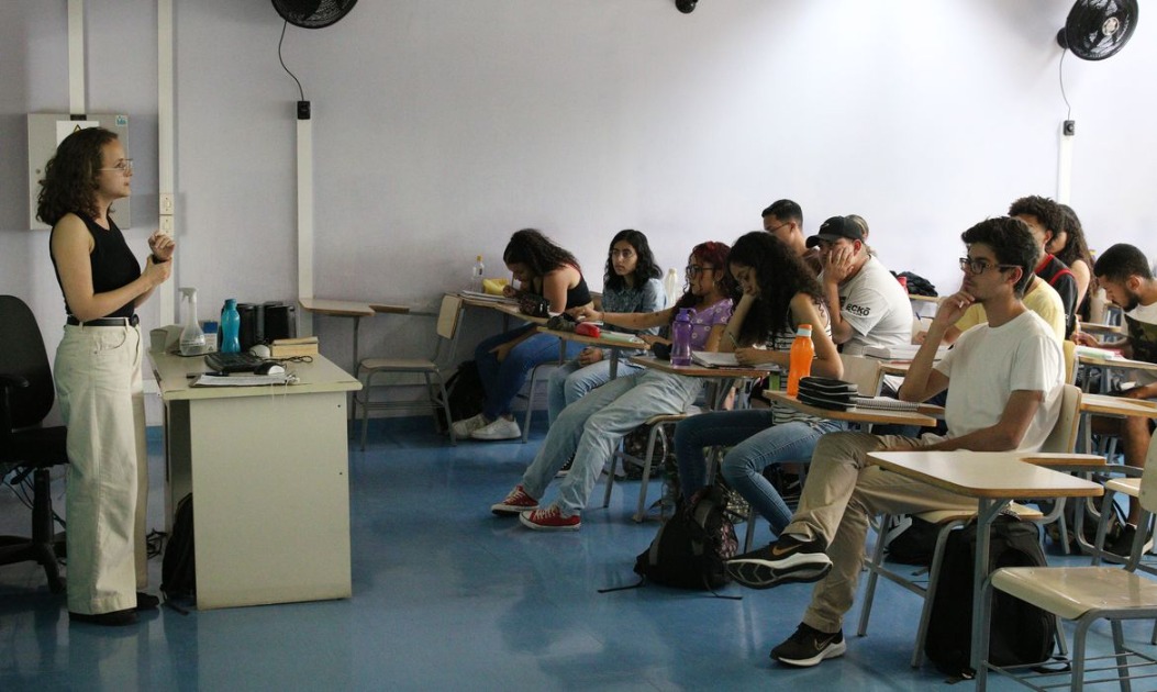 Professor no Ensino Técnico? SP abre 5 mil vagas com salário de até R$ 5,5 mil